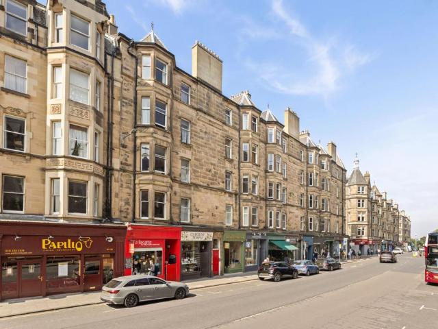 Flat for sale in Bruntsfield, Scotland