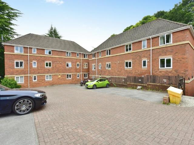 Flat for sale in Worrall, South Yorkshire