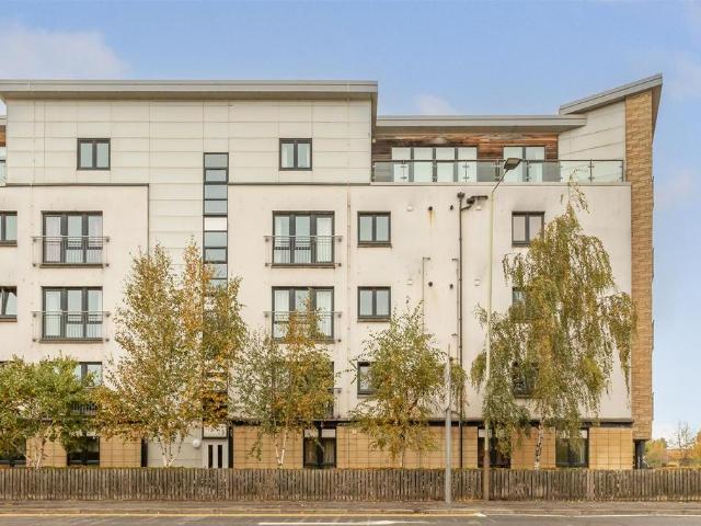 Flat for sale in Moneydie, Scotland