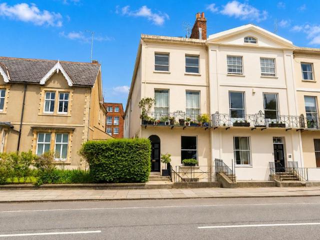 Flat for sale in Montpellier, Golden Valley