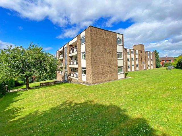 Flat for sale in Low Harrogate, Harrogate