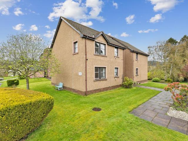 Flat for sale in Bridge Of Earn, Scotland