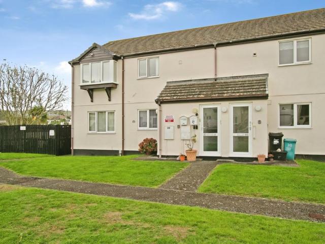 Flat for sale in Perranporth, Perranzabuloe