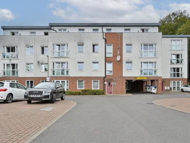 Flat for sale in Holywell Estate, North Watford