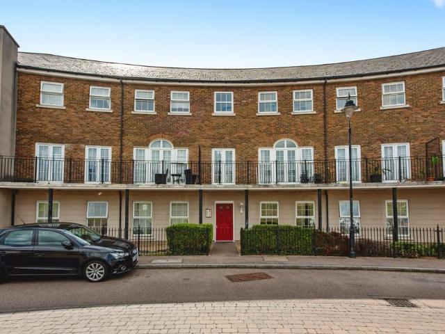 Flat for sale in Swanscombe and Greenhithe, Monks Orchard