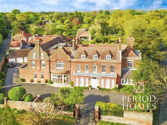 Flat for sale in Ingatestone and Fryerning, Navestock Side