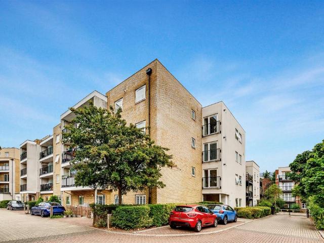 Flat for sale in London Borough of Hillingdon, Greater London