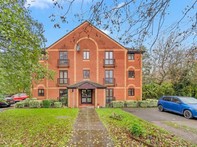 Flat for sale in Weston-super-mare, North Somerset