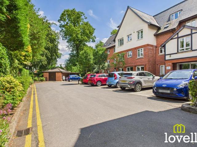 Flat for sale in Cottingham, East Riding Of Yorkshire
