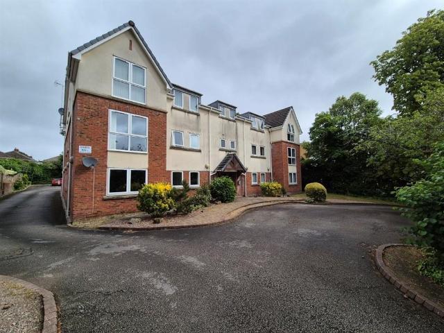 Flat for sale in Higher Bebington, Bebington