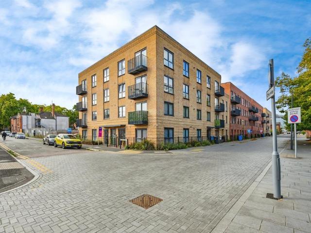 Flat for sale in New Normanton, East Midlands