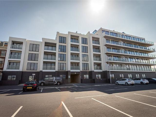 Flat for sale in Squires Gate, Blackpool