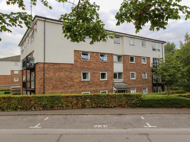 Flat for sale in Greater London