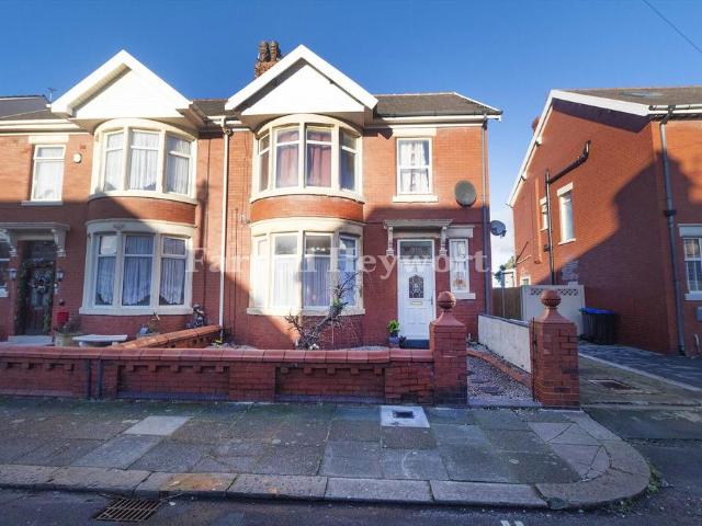 Flat for sale in Blackpool