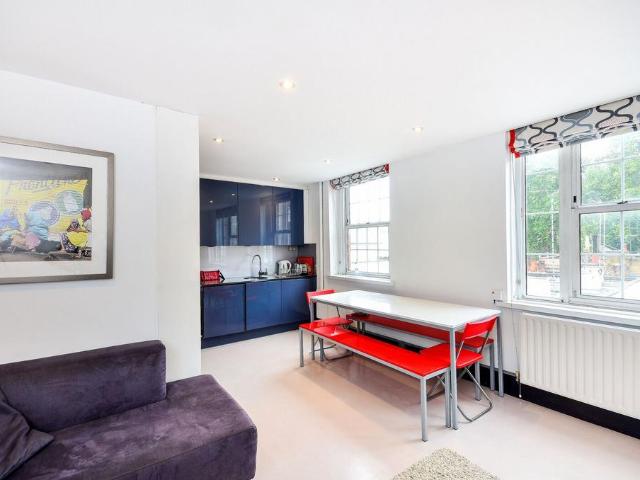 Flat for sale in Westminster, Greater London
