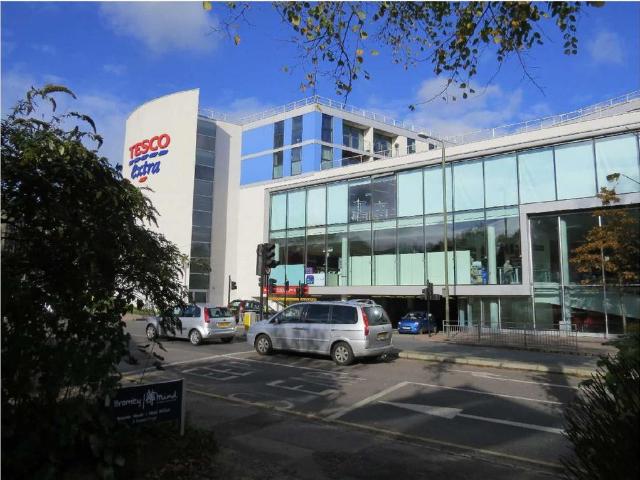 Flat for sale in Goddington, Greater London