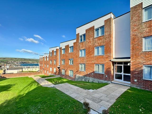 Flat for sale in Swanage, East Dorset