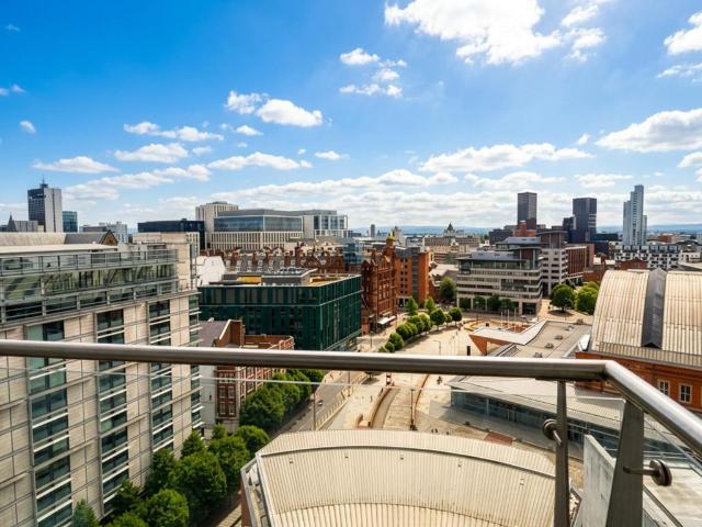 Flat for sale in City Centre, Georgia