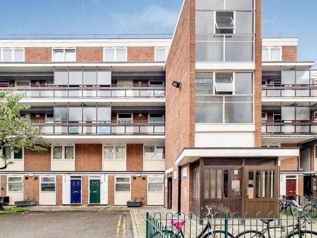 Flat for sale in The Borough, Greater London