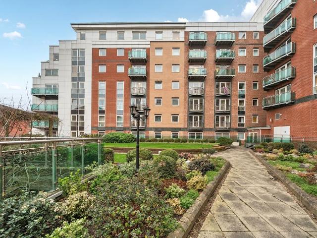 Flat for sale in Devonshire, Isle Of Man