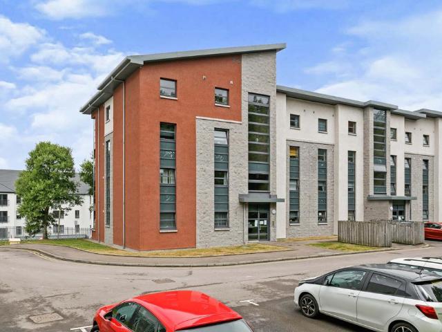 Flat for sale in Ballindoch, Scotland