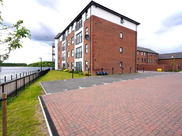 Flat for sale in Lakeside, South Yorkshire
