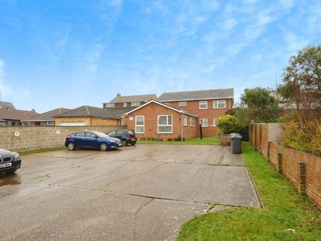 Flat for sale in Spring Vale, Hampshire