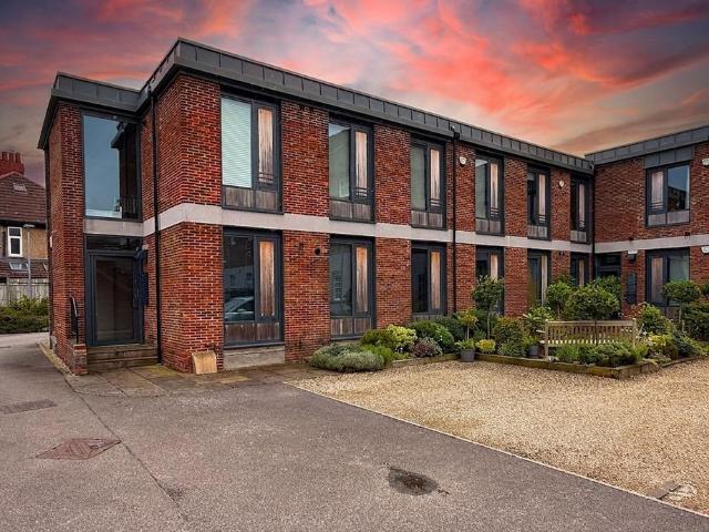 Flat for sale in High Harrogate, Harrogate
