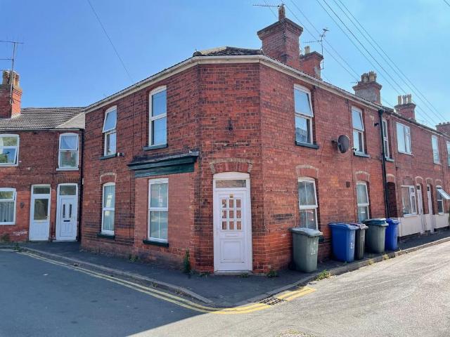 Flat for sale in Staniland, Boston