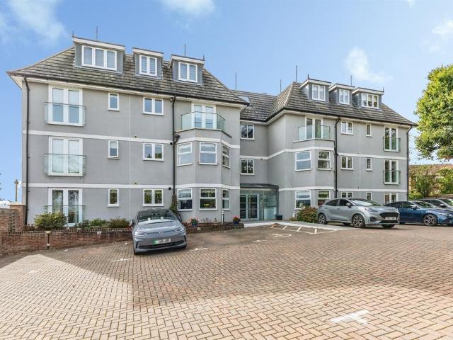 Flat for sale in St Leonards, Hastings