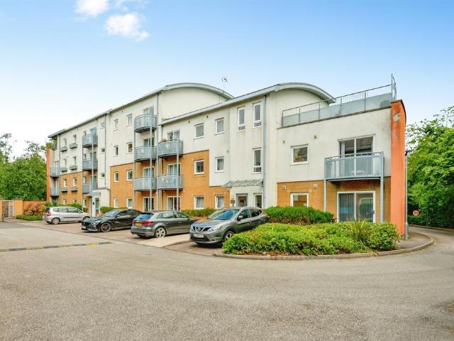Flat for sale in Glynde, West Sussex