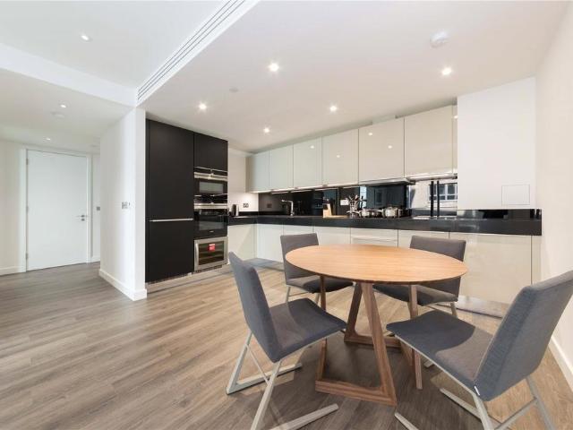 Flat for sale in Tower Liberty, Whitechapel