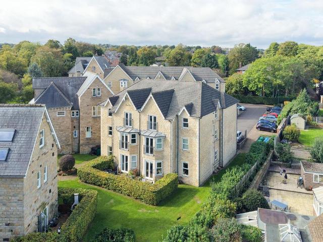 Flat for sale in Kenwood, Sheffield