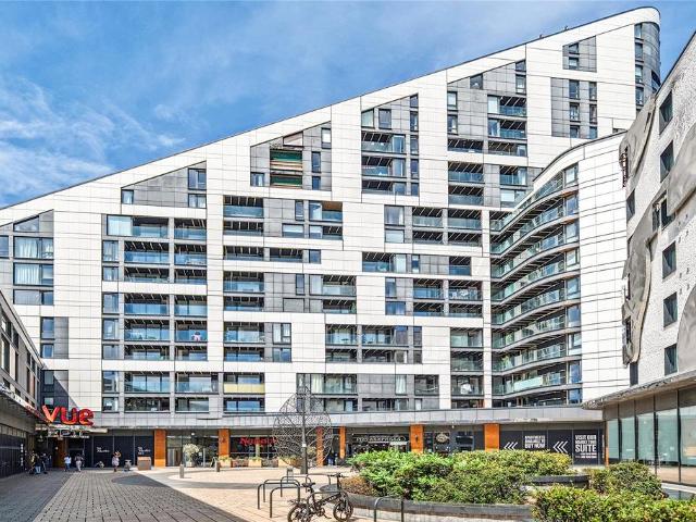 Flat for sale in Shortlands, Greater London