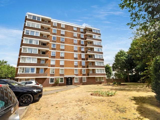 Flat for sale in Brighton & Hove