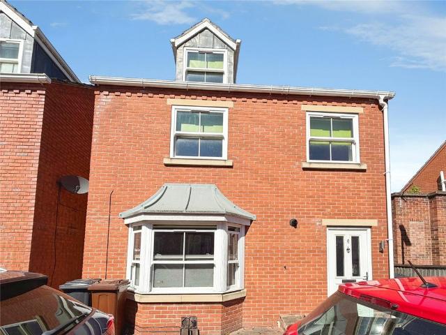 Flat for sale in Boultham, Brayford