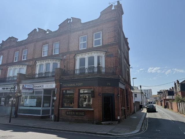 Flat for sale in West Worthing, Worthing