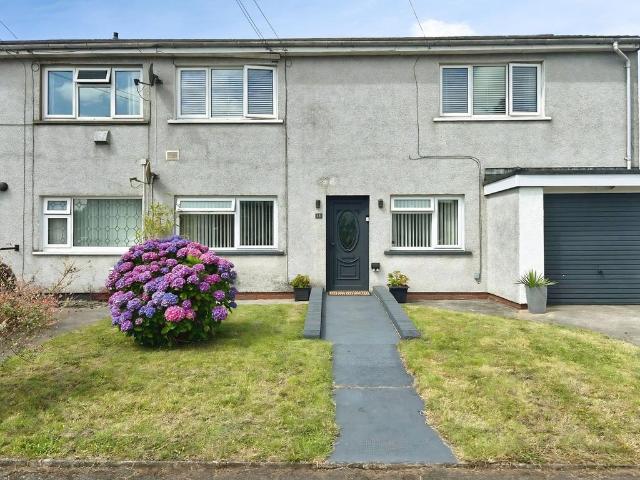 Flat for sale in Pencoed, Wales