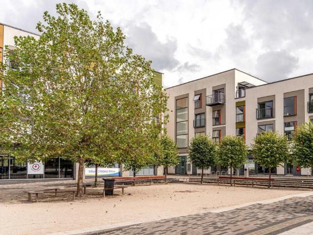 Flat for sale in Cheswick, Harry Stoke