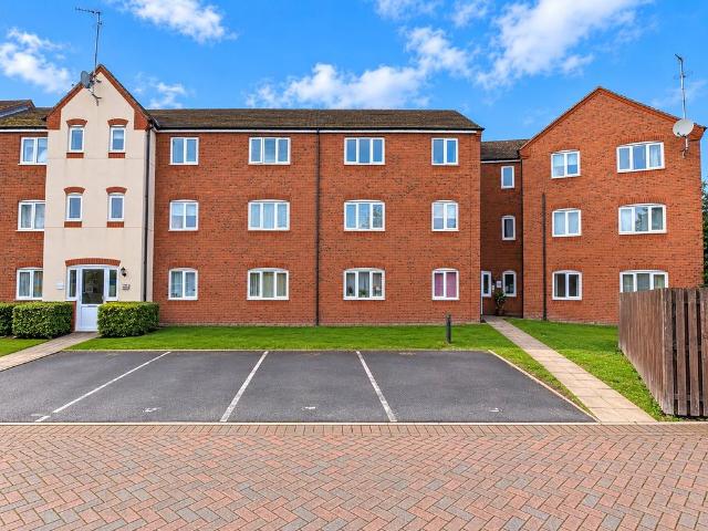 Flat for sale in Cannock, Cannock Chase