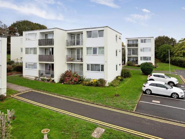 Flat for sale in Dawlish Warren, Teignbridge