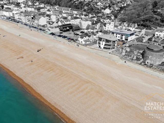 Flat for sale in Golden Valley, Folkestone