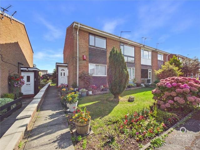 Flat for sale in Sherburn Village, Sherburn