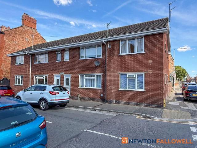 Flat for sale in Alverton, East Midlands