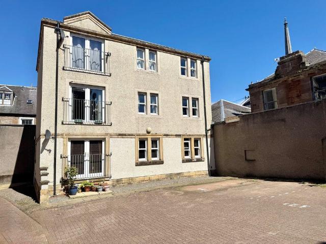 Flat for sale in Fort, Scotland