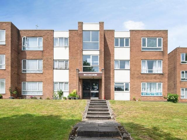 Flat for sale in Gravelly Hill, West Midlands