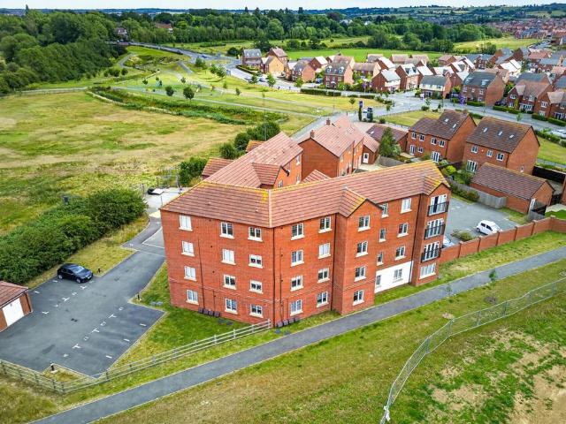Flat for sale in Stanford On Avon, Leicestershire