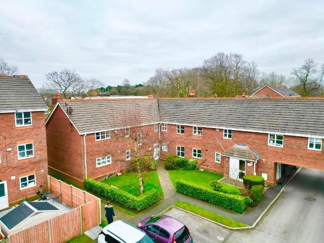 Flat for sale in Ashton upon Mersey, Trafford Park