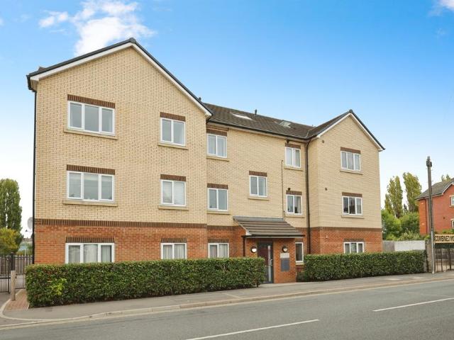 Flat for sale in Semilong, Northampton