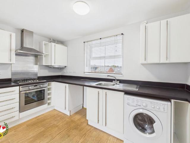 Flat for sale in Coopers Edge, Pamington